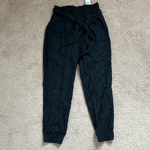 Abercrombie size xs short black joggers